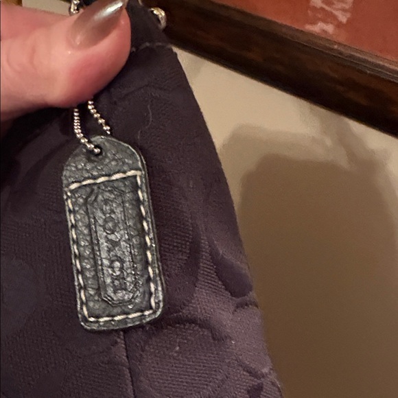 Coach VintageElegant Black mini hobo Women's crossbody Bag - Picture 3 of 13